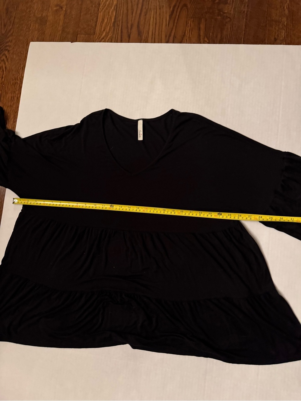 Celeste Black Tiered V-Neck Long Sleeve Tunic Top - Size 3XL - Picture 10 of 16